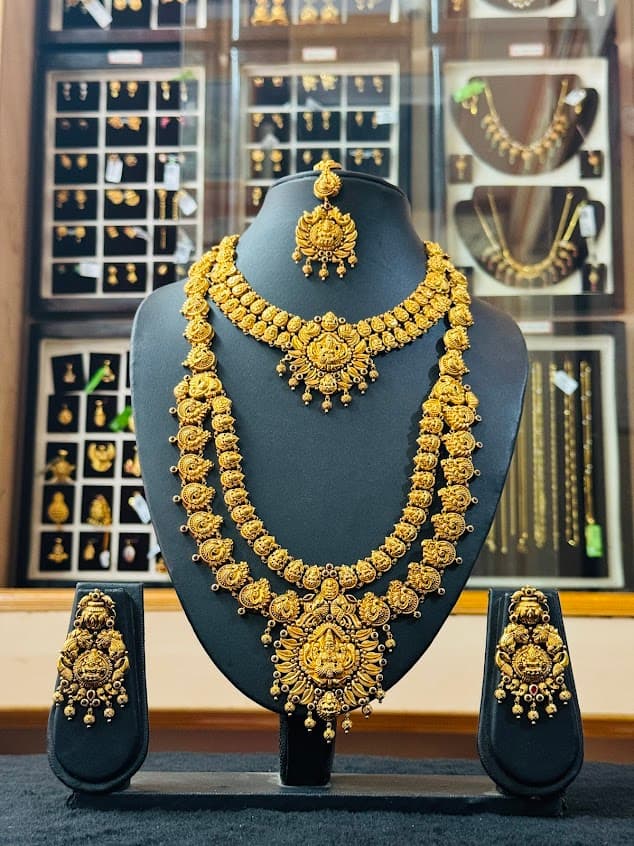 Ratan Jewellers - Premium jewellery showcase